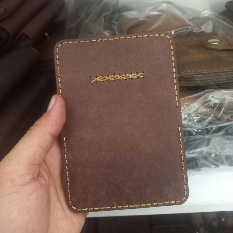 جاکارتی چرم طبیعی درجه یک گاوی